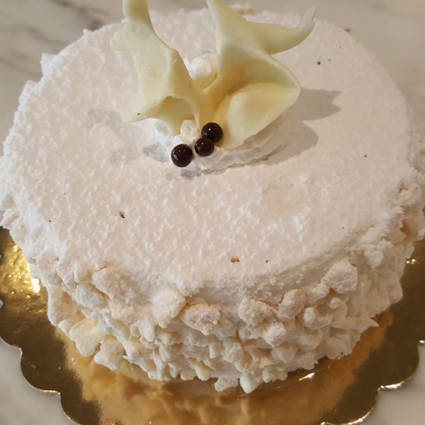 Clivati torta creazione passion fruit e cioccolato bianco cosaporto consegna a domicilio