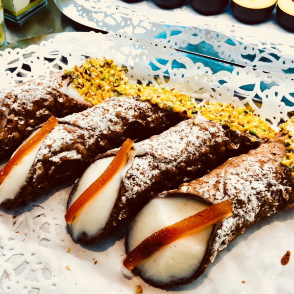 Cannoli_Siciliani_Trevi_Tiramisu_Cosaporto
