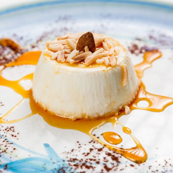 Biancomangiare mandorle e cannella consegna a domicilio con Cosaporto