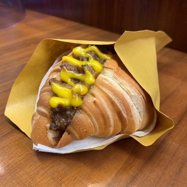 Cornetto salato ripieno di ossobuco e maionese allo zafferano Il Cornetto consegna a domicilio con Cosaporto