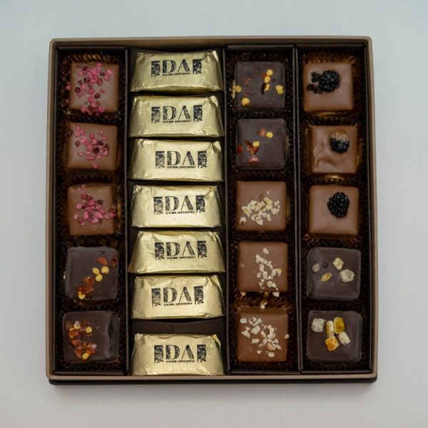 Scatola Rettangolare Praline e Gianduiotti Davide Appendino consegna a domicilio con cosaportoianduiotti Assortiti