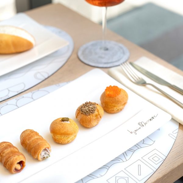 Vassoio Aperitivo assortito da Iginio Massari consegna a domicilio con Cosaporto.it