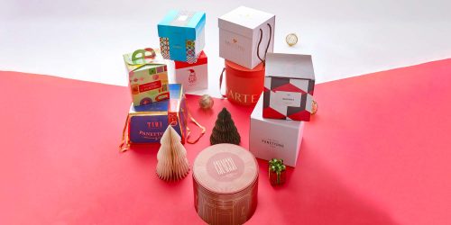 A Natale ordina il tuo panettone con Cosaporto.it, i migliori panettoni di Chef Stellati, Maestri Pasticceri e Panificatori in consegna a domicilio a Milano, Roma, Torino, Bologna, Firenze e Londra